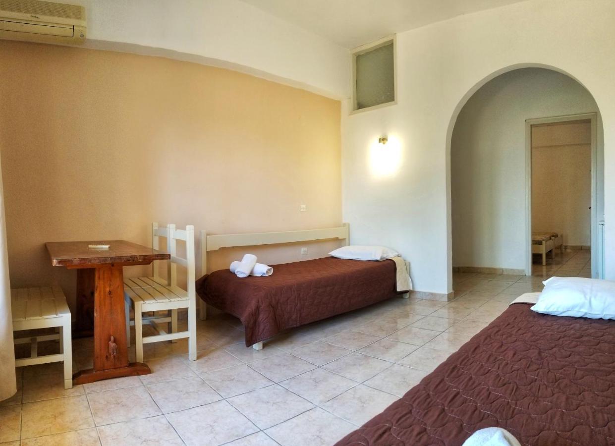 Mirabello Hotel Apartments Дассия Экстерьер фото